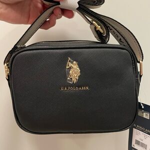 U.S. Polo Assn Classic Zip Crossbody Bag-Black